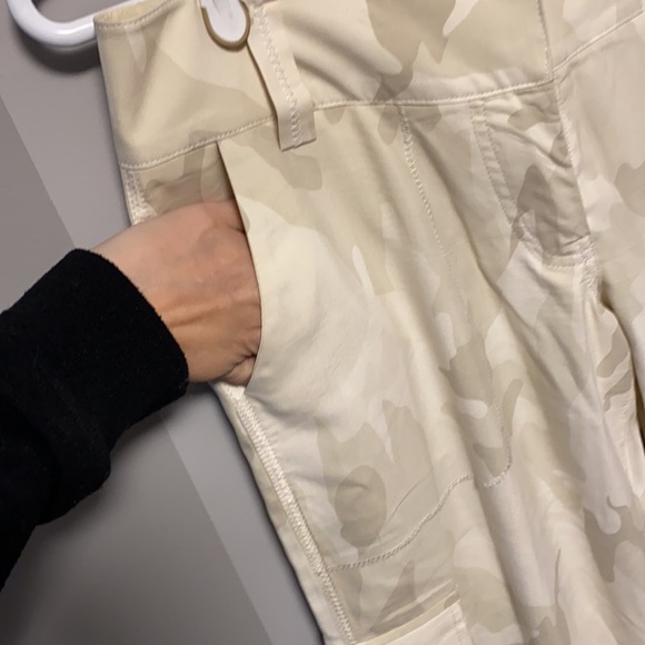 Guess by Marciano Camo Pant - Picture 3 of 7